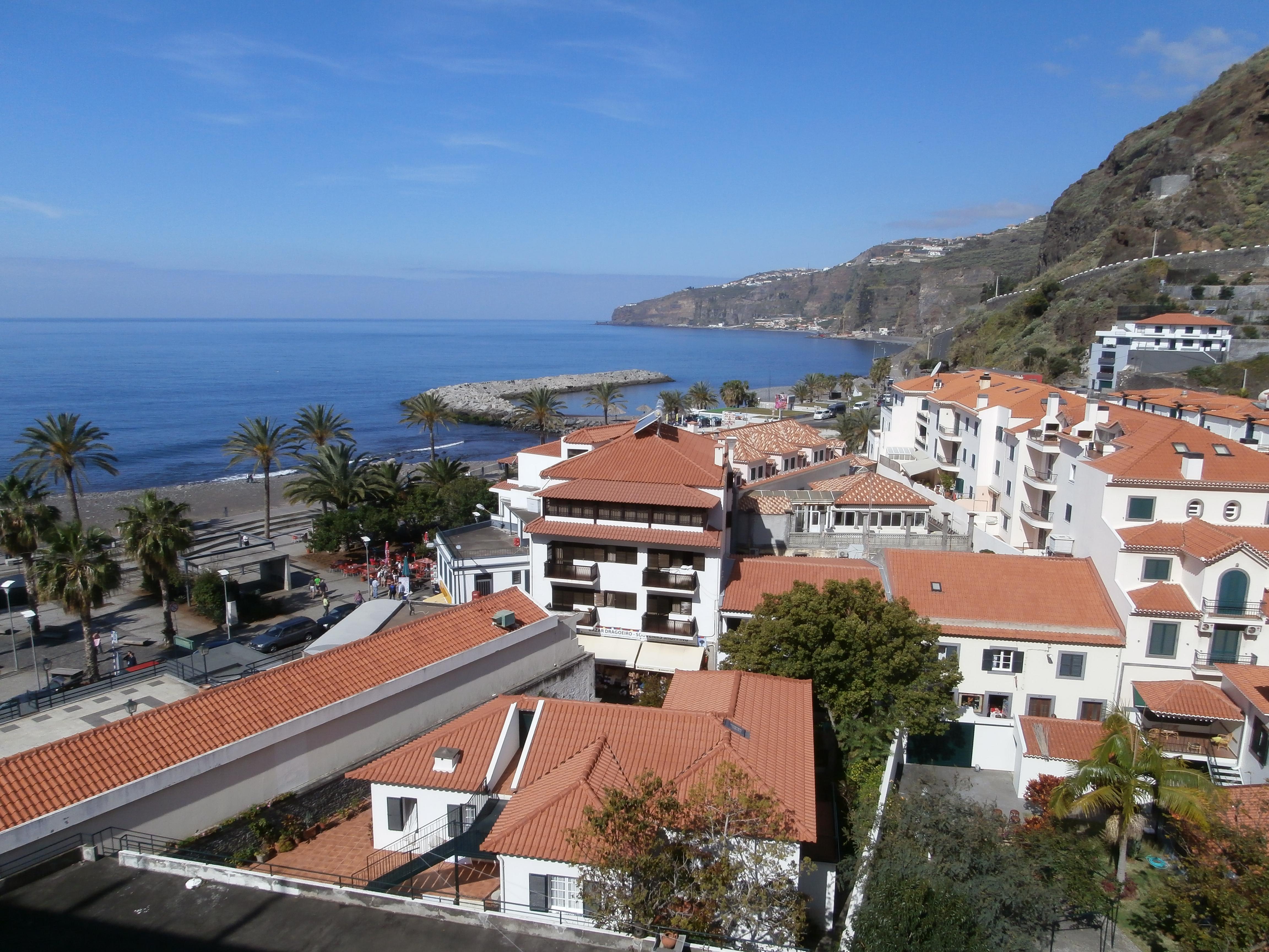 Cheerfulway Bravamar Hotel Ribeira Brava Exterior photo