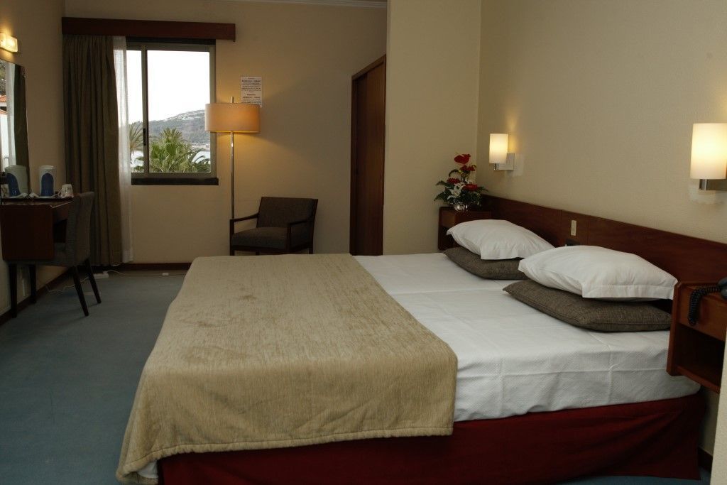Cheerfulway Bravamar Hotel Ribeira Brava Exterior photo