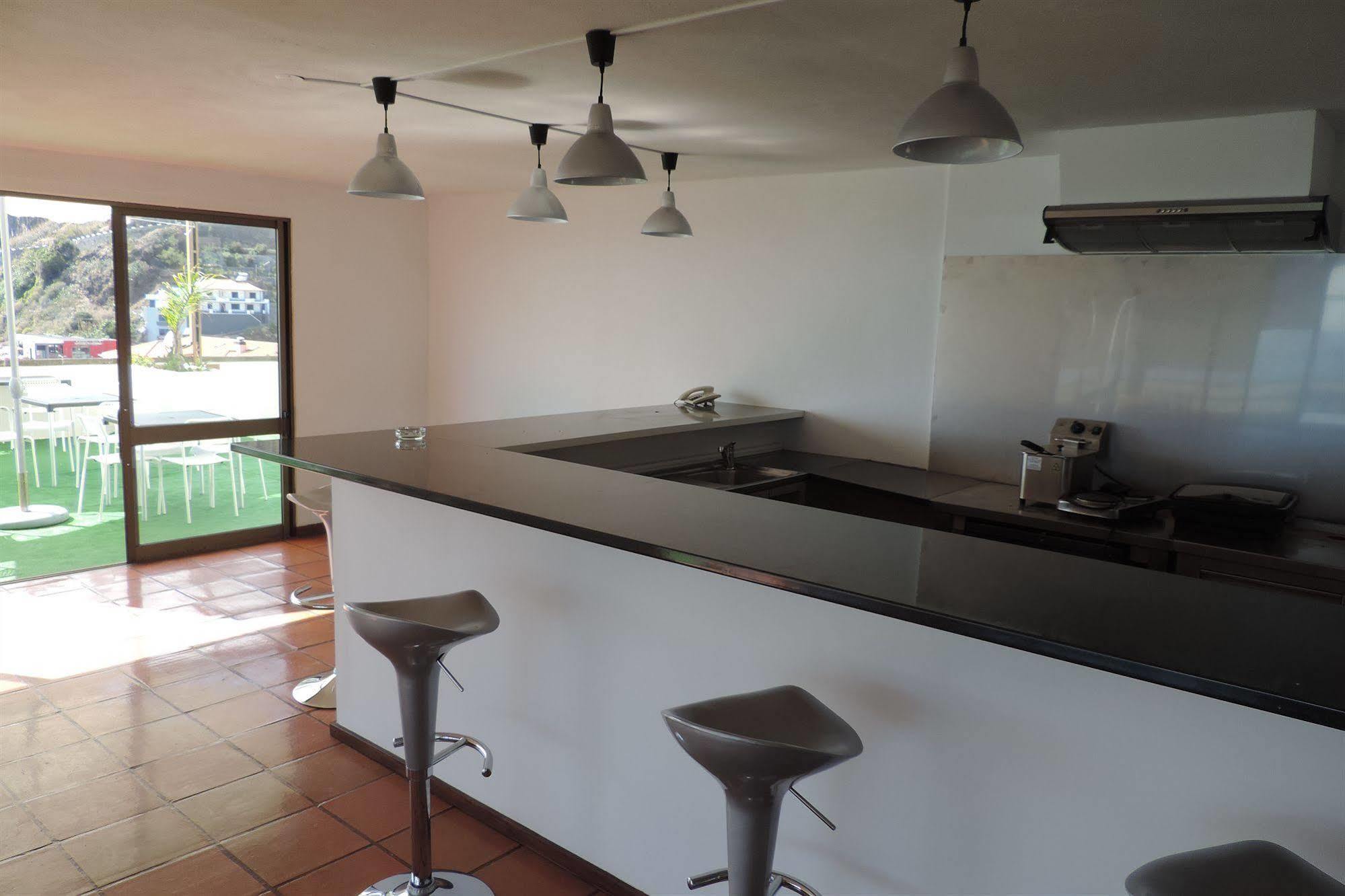 Cheerfulway Bravamar Hotel Ribeira Brava Exterior photo