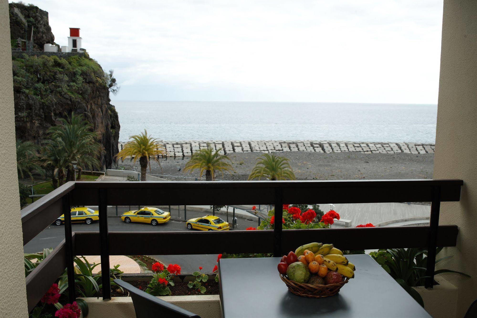 Cheerfulway Bravamar Hotel Ribeira Brava Exterior photo